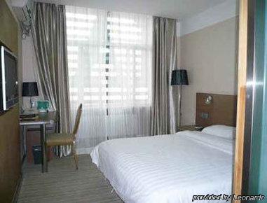 Super 8 By Wyndham Urumqi Mei Hao Luaran gambar